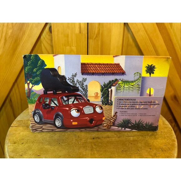 Vintage Chevron Collectible Car Nando 1999 (6135) - Picture 3 of 6